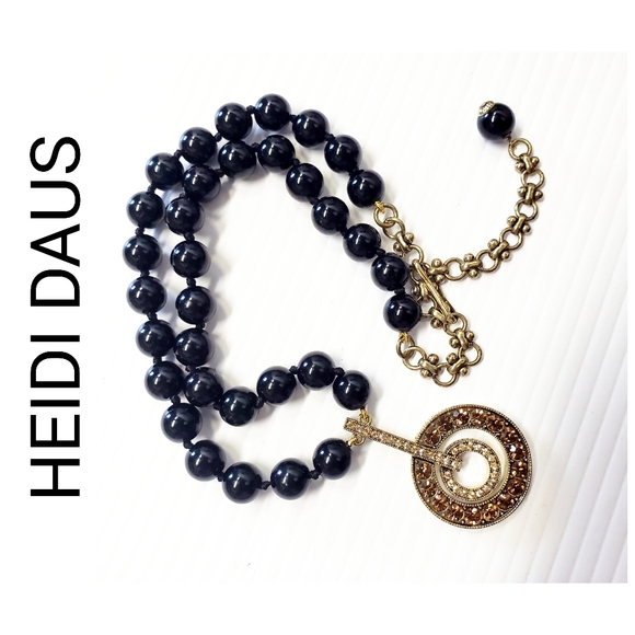 Heidi Daus Jewelry - Heidi Daus Signed Black Bead Citrean  Champagne Crystal Double Circle Necklace